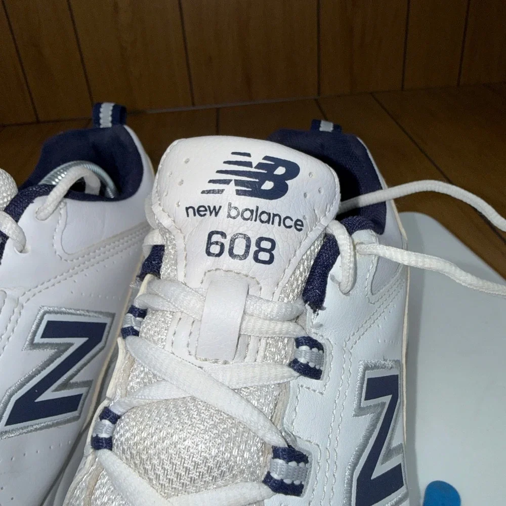 New Balance 608v5 Mens White Navy Leather Training Shoes MX608WN5 Size 10